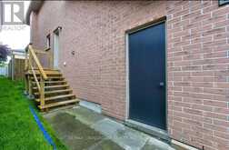11 MURKAR CRESCENT | Whitby Ontario | Slide Image Thirty-seven