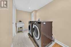 23 SEASONS DRIVE | Toronto Ontario | Slide Image Thirty-six