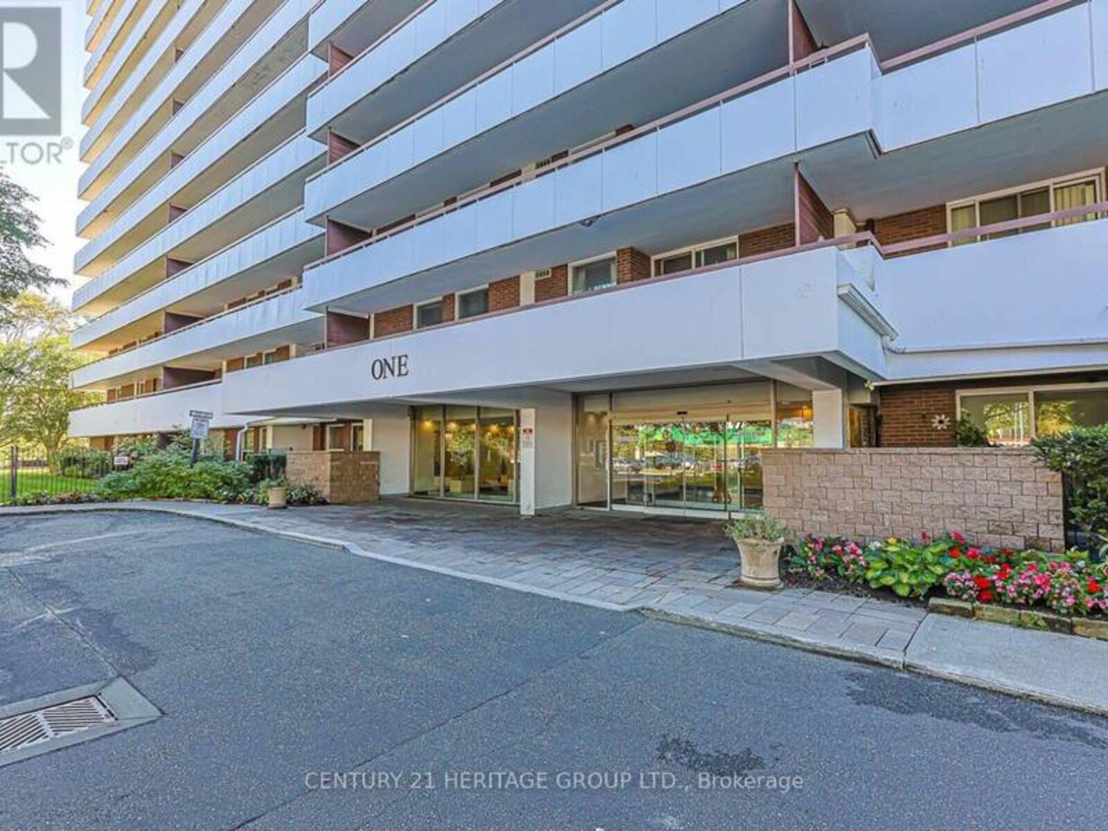 502 - 1 ROYAL ORCHARD BOULEVARD, Markham, Ontario L3T 3C2