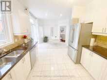 76 LARRATT LANE | Richmond Hill Ontario | Slide Image Thirteen