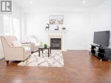 76 LARRATT LANE | Richmond Hill Ontario | Slide Image Eight