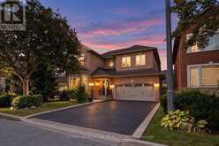 15 WOODLAND TRAIL COURT | Vaughan Ontario | Slide Image Two
