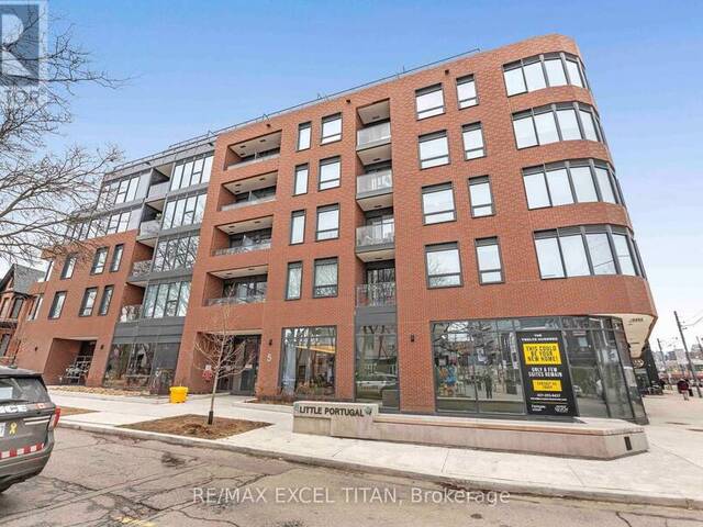 611 - 5 LAKEVIEW AVENUE Toronto Ontario, M6J 0H3 - 3 Bedrooms Condo For Sale