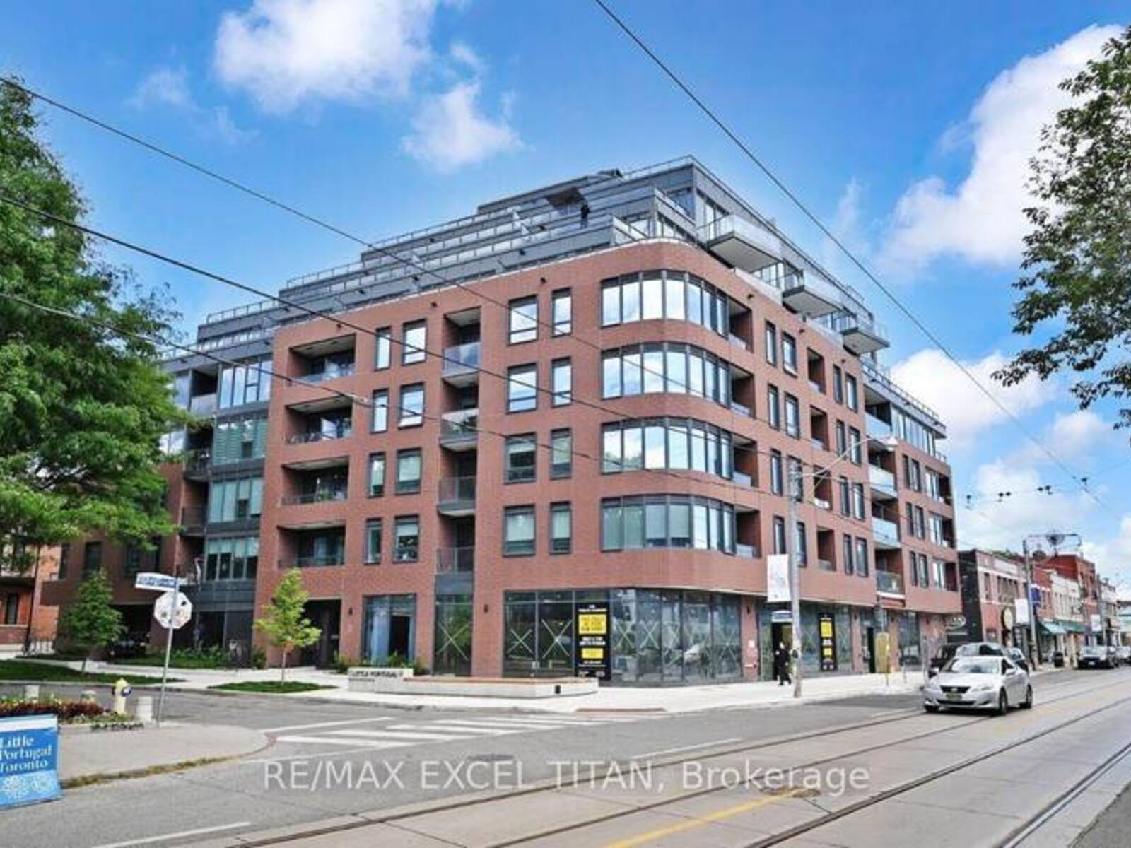 416 - 5 LAKEVIEW AVENUE, Toronto, Ontario M6J 0H3