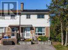 740 KROSNO BOULEVARD | Pickering Ontario | Slide Image Seven