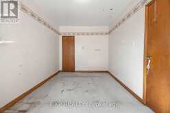 511 CARLAW AVENUE | Toronto Ontario | Slide Image Twelve