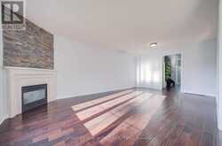 146 ART WEST AVENUE | Newmarket Ontario | Slide Image Thirteen