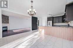 146 ART WEST AVENUE | Newmarket Ontario | Slide Image Sixteen