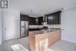 146 ART WEST AVENUE | Newmarket Ontario | Slide Image Eighteen