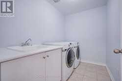 146 ART WEST AVENUE | Newmarket Ontario | Slide Image Thirty-two