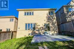 146 ART WEST AVENUE | Newmarket Ontario | Slide Image Forty-seven