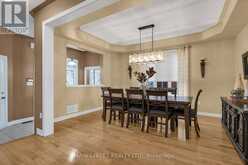 27 BLACKBIRD CRESCENT | Richmond Hill Ontario | Slide Image Four