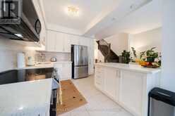 30 CLELAND AVENUE | Hamilton Ontario | Slide Image Thirteen
