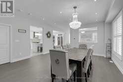 24 HYDRANGEA HOLLOW | East Gwillimbury Ontario | Slide Image Four