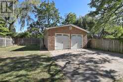 11 BROOKSIDE DRIVE | Mississauga Ontario | Slide Image Seventeen