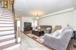 285 GILBERT AVENUE | Toronto Ontario | Slide Image Ten