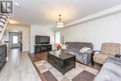 285 GILBERT AVENUE | Toronto Ontario | Slide Image Eleven