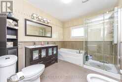 285 GILBERT AVENUE | Toronto Ontario | Slide Image Eighteen