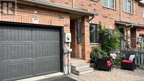 15 BRUCE CRESCENT | Barrie Ontario | Slide Image Three