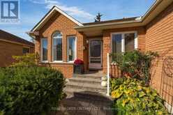 36 WEBB STREET | Barrie Ontario | Slide Image Four