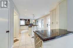 120 BLYTH CRESCENT | Oakville Ontario | Slide Image Thirteen