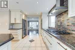 120 BLYTH CRESCENT | Oakville Ontario | Slide Image Sixteen