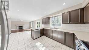 32 WILLOUGHBY WAY | Halton Hills Ontario | Slide Image Eleven