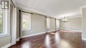 32 WILLOUGHBY WAY | Halton Hills Ontario | Slide Image Three
