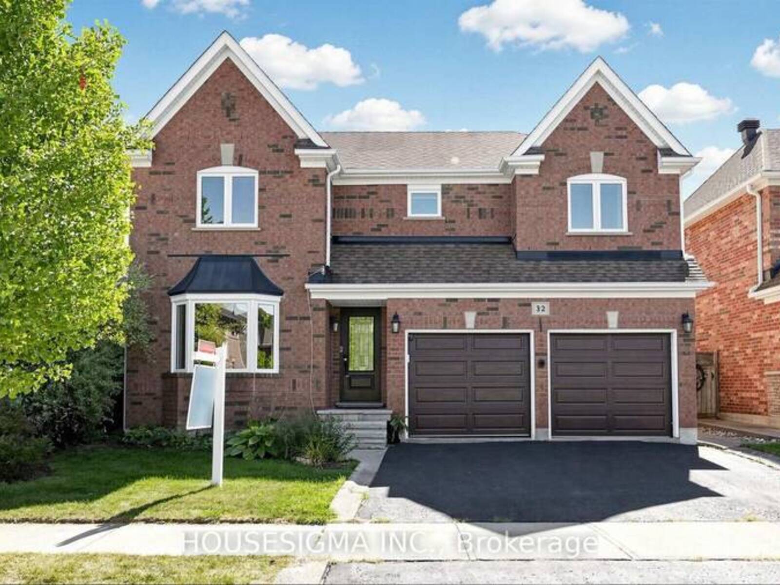 32 WILLOUGHBY WAY, Halton Hills, Ontario L7G 6C4
