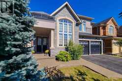 23 CURRAN ROAD | Hamilton Ontario | Slide Image Three