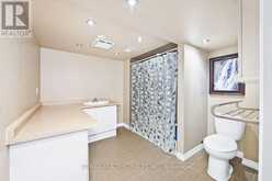 64 STRICKLAND DRIVE | Ajax Ontario | Slide Image Thirty-two