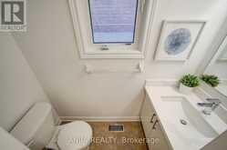 9 MIMOSA STREET | Markham Ontario | Slide Image Twelve