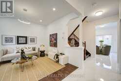9 MIMOSA STREET | Markham Ontario | Slide Image Thirteen