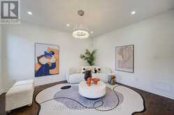 9 MIMOSA STREET | Markham Ontario | Slide Image Sixteen