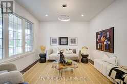 9 MIMOSA STREET | Markham Ontario | Slide Image Eight