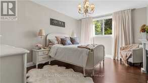 517 ROSEDALE CRESCENT | Burlington Ontario | Slide Image Thirty-seven
