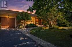 517 ROSEDALE CRESCENT | Burlington Ontario | Slide Image Five
