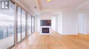 6111 - 7 GRENVILLE STREET | Toronto Ontario | Slide Image Seven
