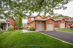 872 HILTON BOULEVARD | Newmarket Ontario | Slide Image Four