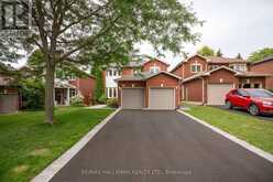 872 HILTON BOULEVARD | Newmarket Ontario | Slide Image Two