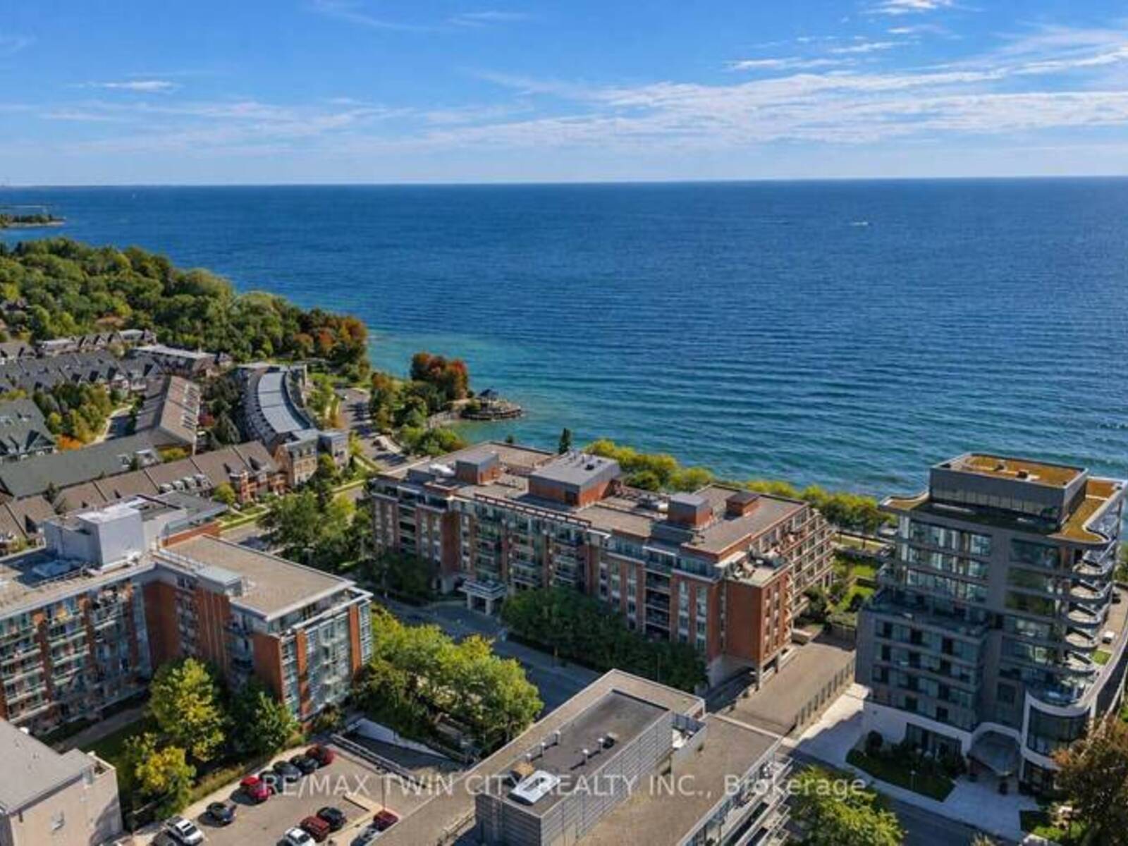 107 - 65 PORT STREET E, Mississauga, Ontario L5G 4V3