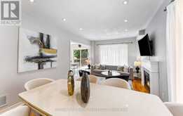 17 RUSHINGBROOK DRIVE | Richmond Hill Ontario | Slide Image Ten