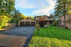 17 BLACK WILLOW COURT | Richmond Hill Ontario | Slide Image One