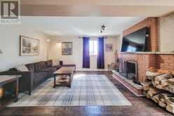 8 HUNTER ROAD | Grimsby Ontario | Slide Image Thirteen