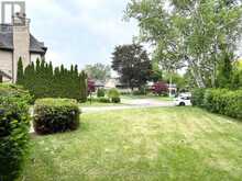 9 TERRINGTON COURT | Toronto Ontario | Slide Image Four