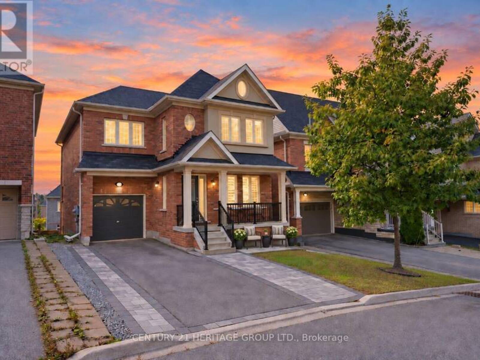 244 GORD CLELLAND GATE, Newmarket, Ontario L3X 0G1