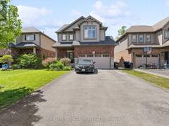 32 CARLETON TRAIL New Tecumseth Ontario, L0G 1A0