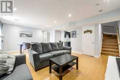 938 - 75 WELDRICK ROAD E | Richmond Hill Ontario | Slide Image Seventeen