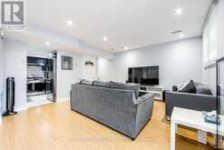 938 - 75 WELDRICK ROAD E | Richmond Hill Ontario | Slide Image Nineteen