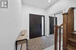 233 VIVANT STREET | Newmarket Ontario | Slide Image Four